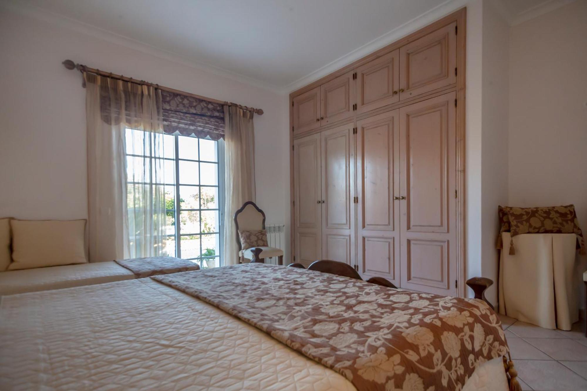Al Meida Guesthouse Albufeira Buitenkant foto