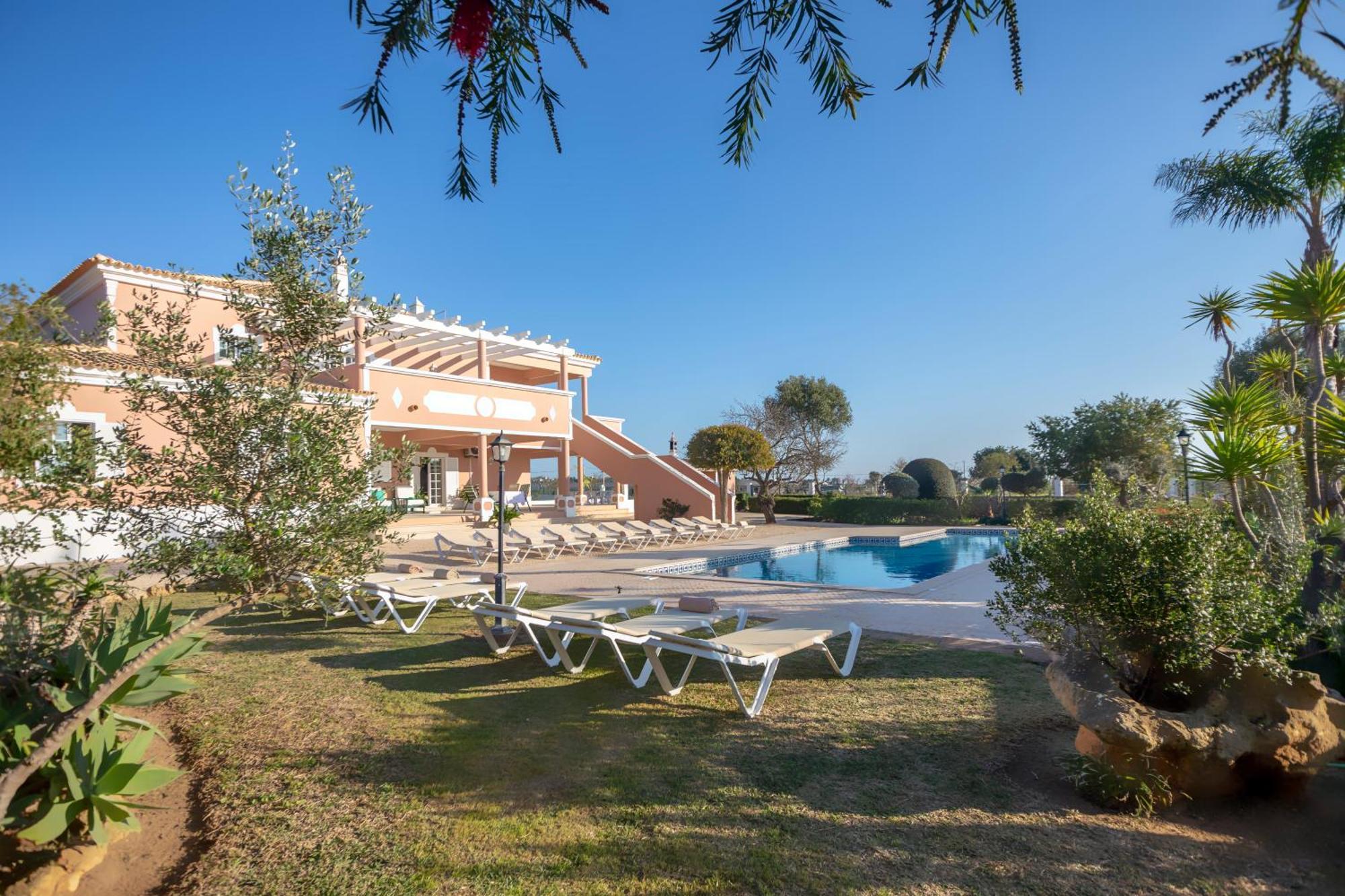 Al Meida Guesthouse Albufeira Buitenkant foto